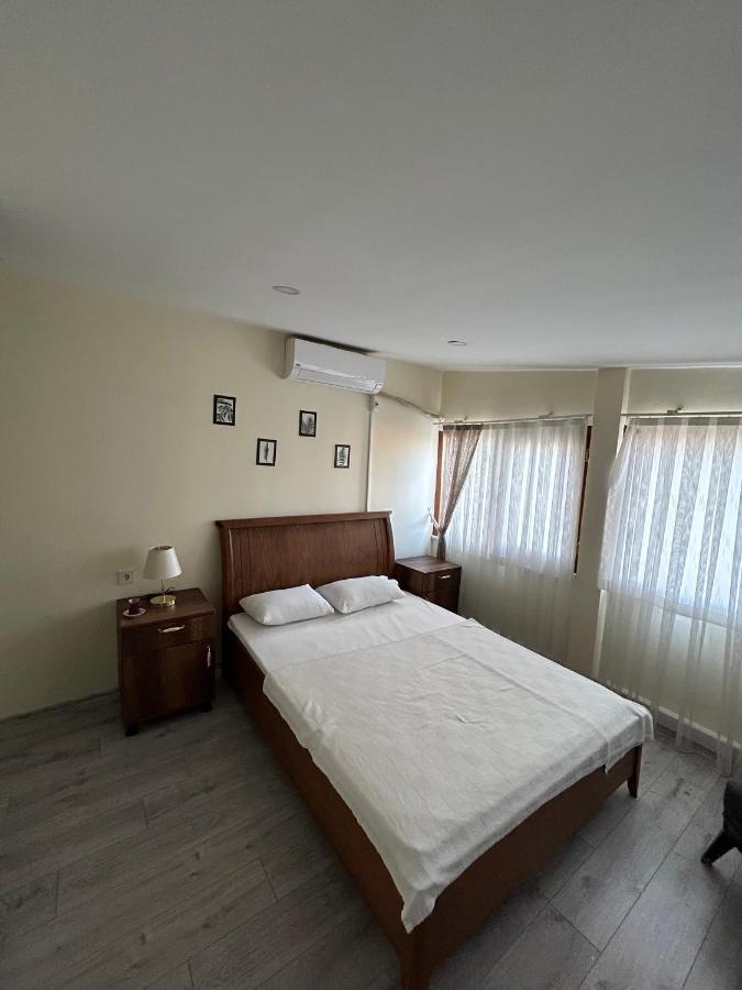 Naval Hotel Yalova Eksteriør billede