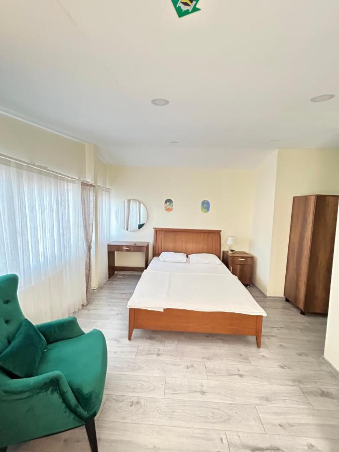 Naval Hotel Yalova Eksteriør billede